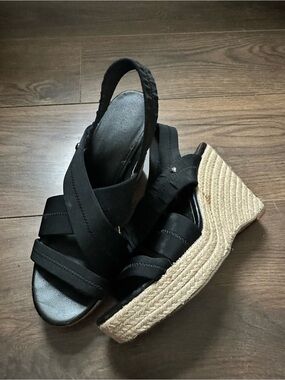 Simply Vera Vera Wang Black Espadrille Wedge Sandals